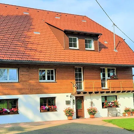 Suessen Haeusle Apartment *