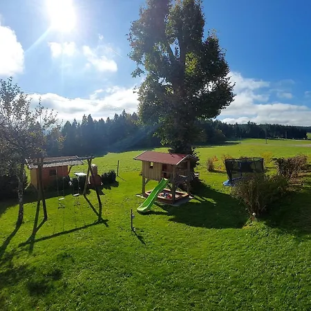 Süßes Häusle Apartamento *