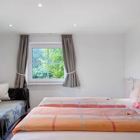 Suessen Haeusle Apartmán *